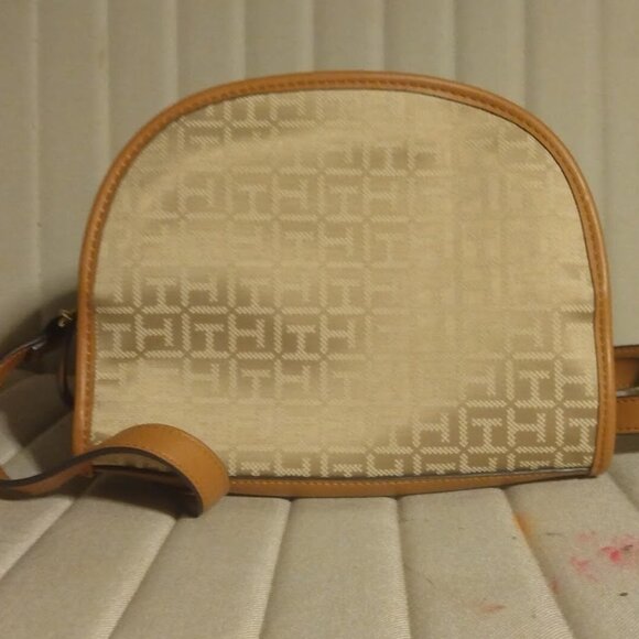 TH mini dome purse - NEW - Picture 2 of 4